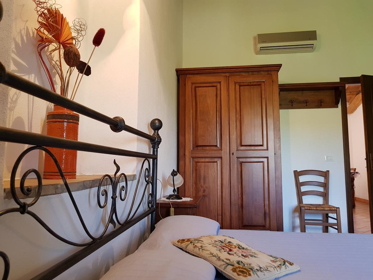 Agriturismo Bio Le 4 Stagioni Porrona Kültér fotó